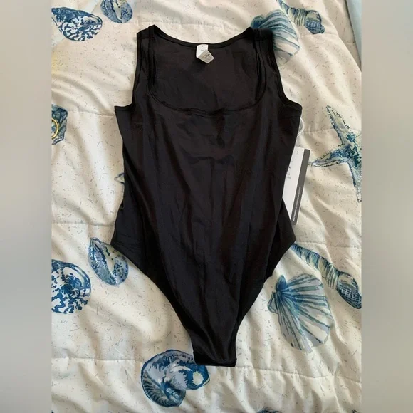 lululemon athletica Black Nulu square neck bodysuit size small NWT - Picture 3 of 9